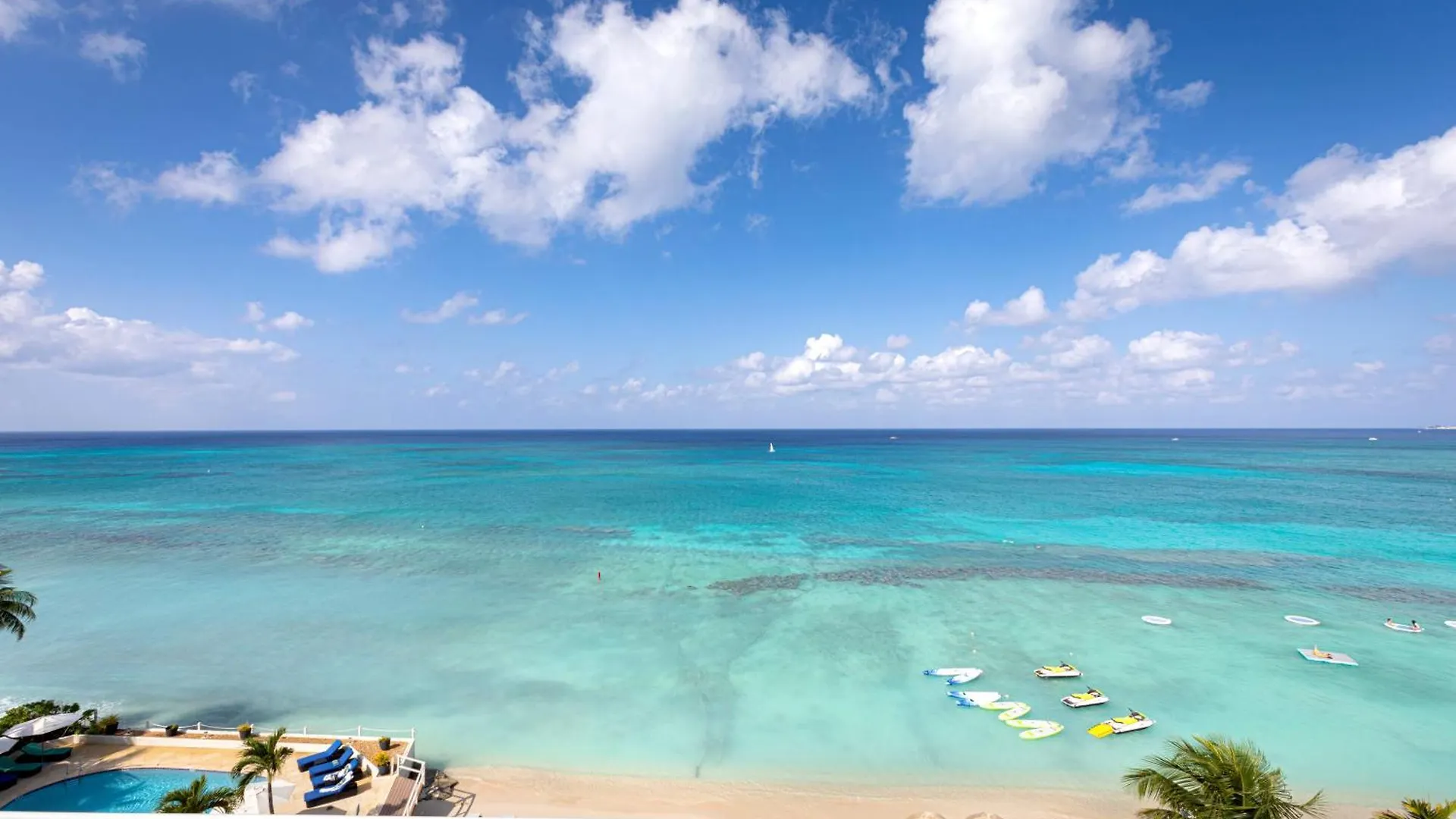 South Bay Beach Club 33 - 3 Bedroom 2 Bathroom Unit George Town